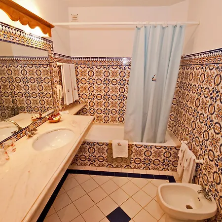 Szálloda Quinta Da Lagoa 3*