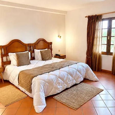 Quinta Da Lagoa Otel