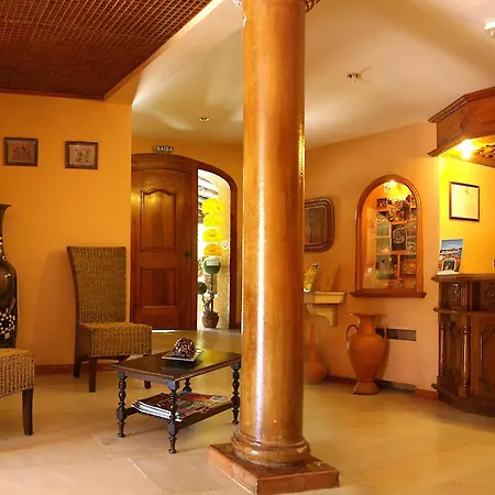 Quinta Da Lagoa فندق 3*