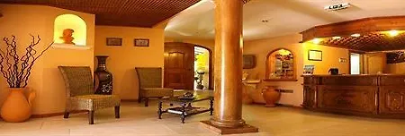 Quinta Da Lagoa Hotel 3*