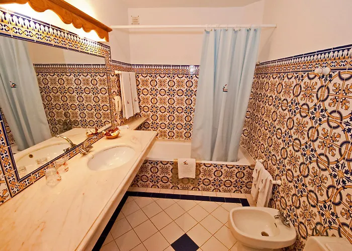 Szálloda Quinta Da Lagoa 3*